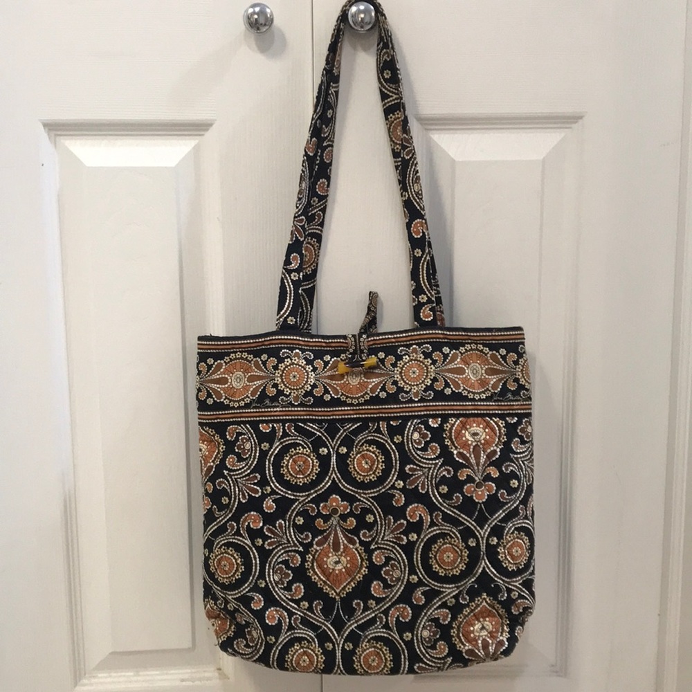 Vera Bradley Tote (Cafe Latte)